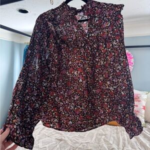 Who What Wear Black Floral Ruffle V-Neck Blouse